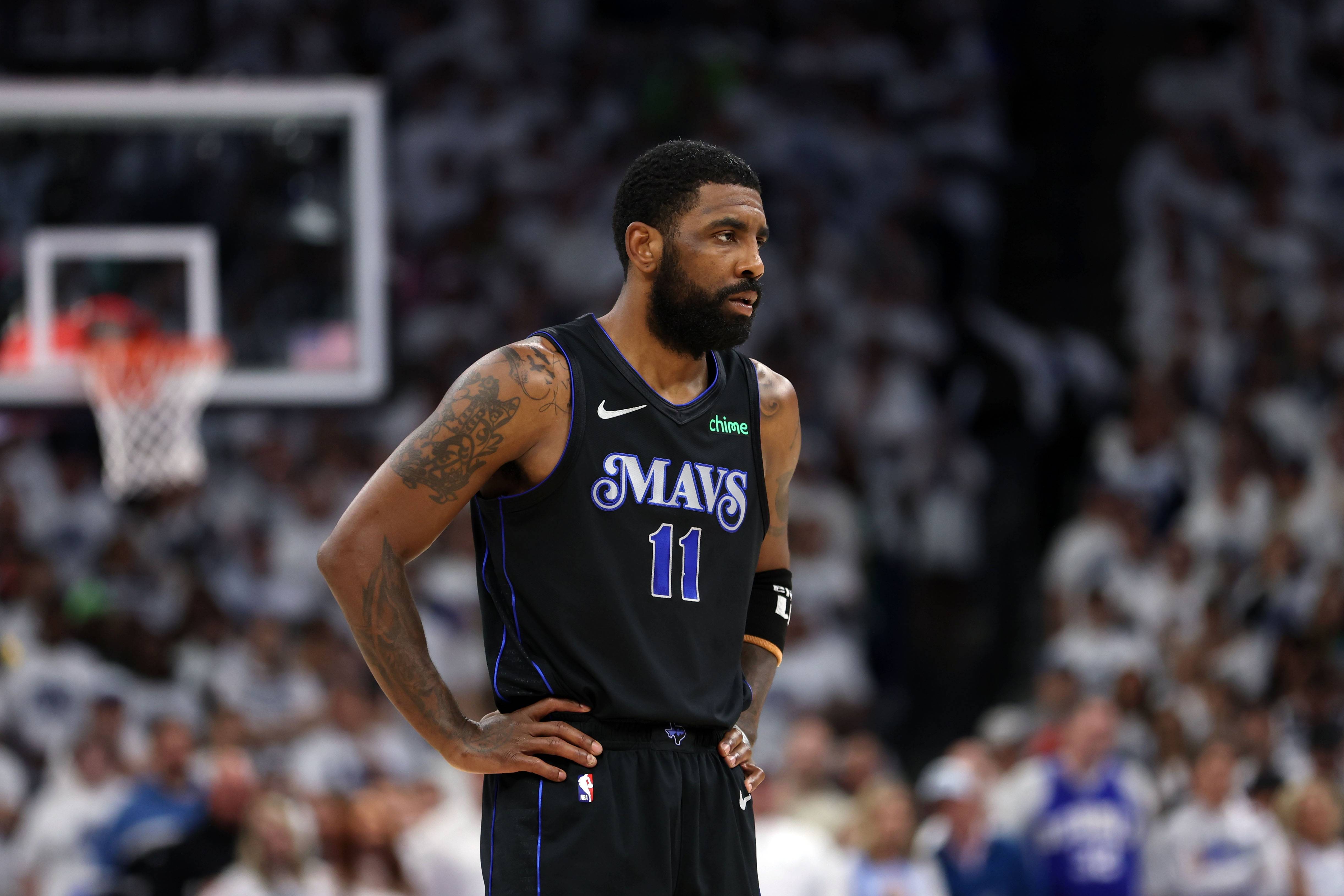 包含达拉斯独行侠训练开放日；清晨状态回暖引欢呼；中超在即；阵容厚度经受考验的词条